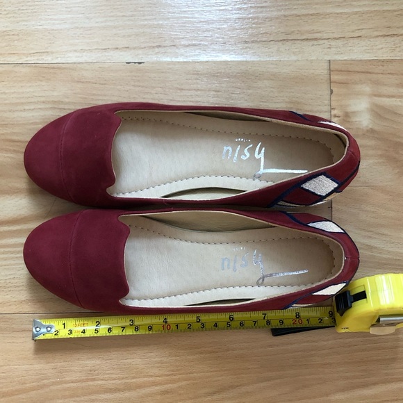 Low Heel Embroidered Loafers— NWOT - Picture 12 of 13